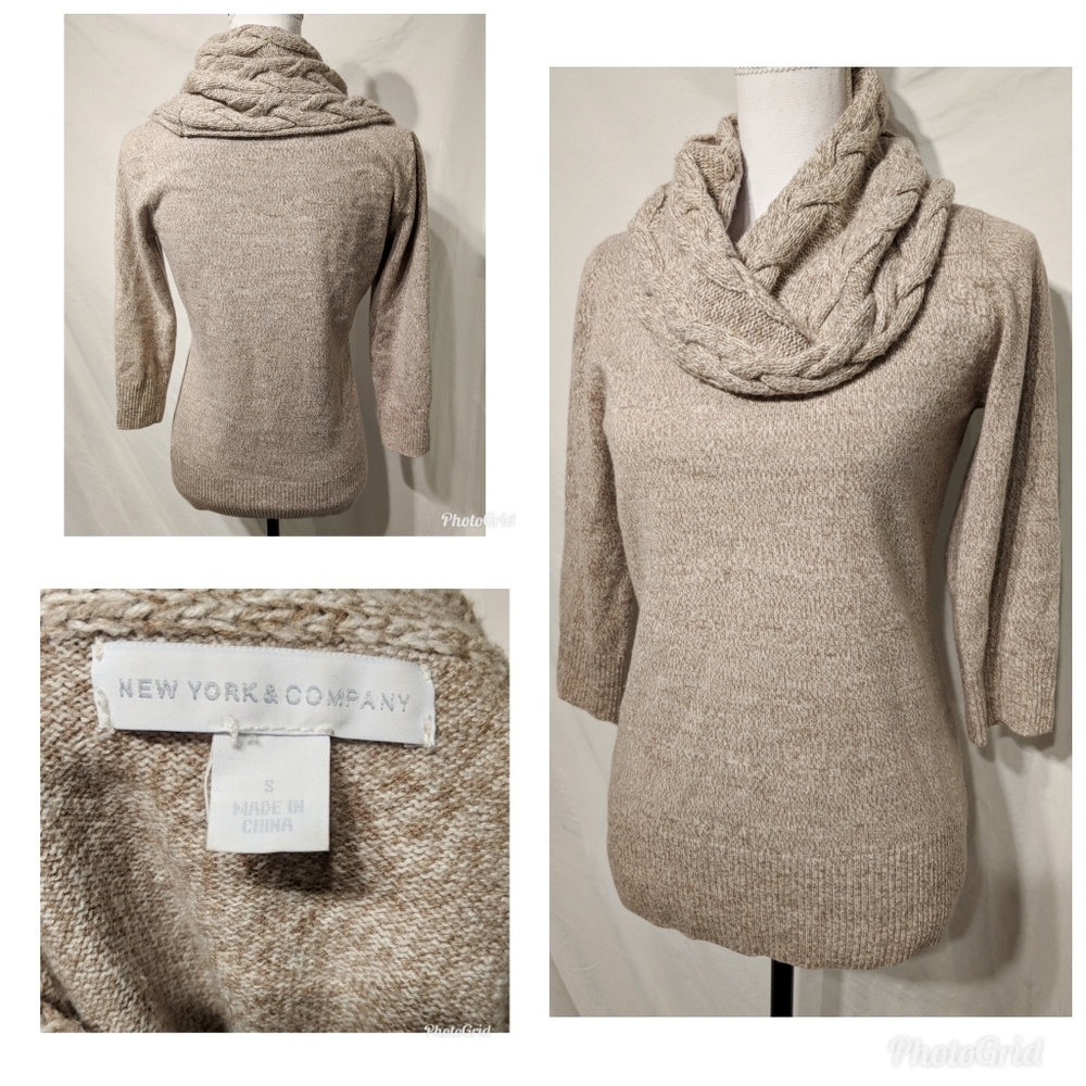 New York and Company Beige Sweater Size Small